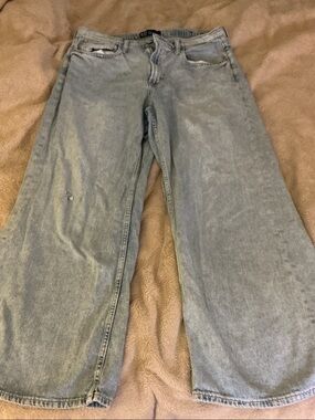 GAP woMen's Light blue high rise wide leg Jean